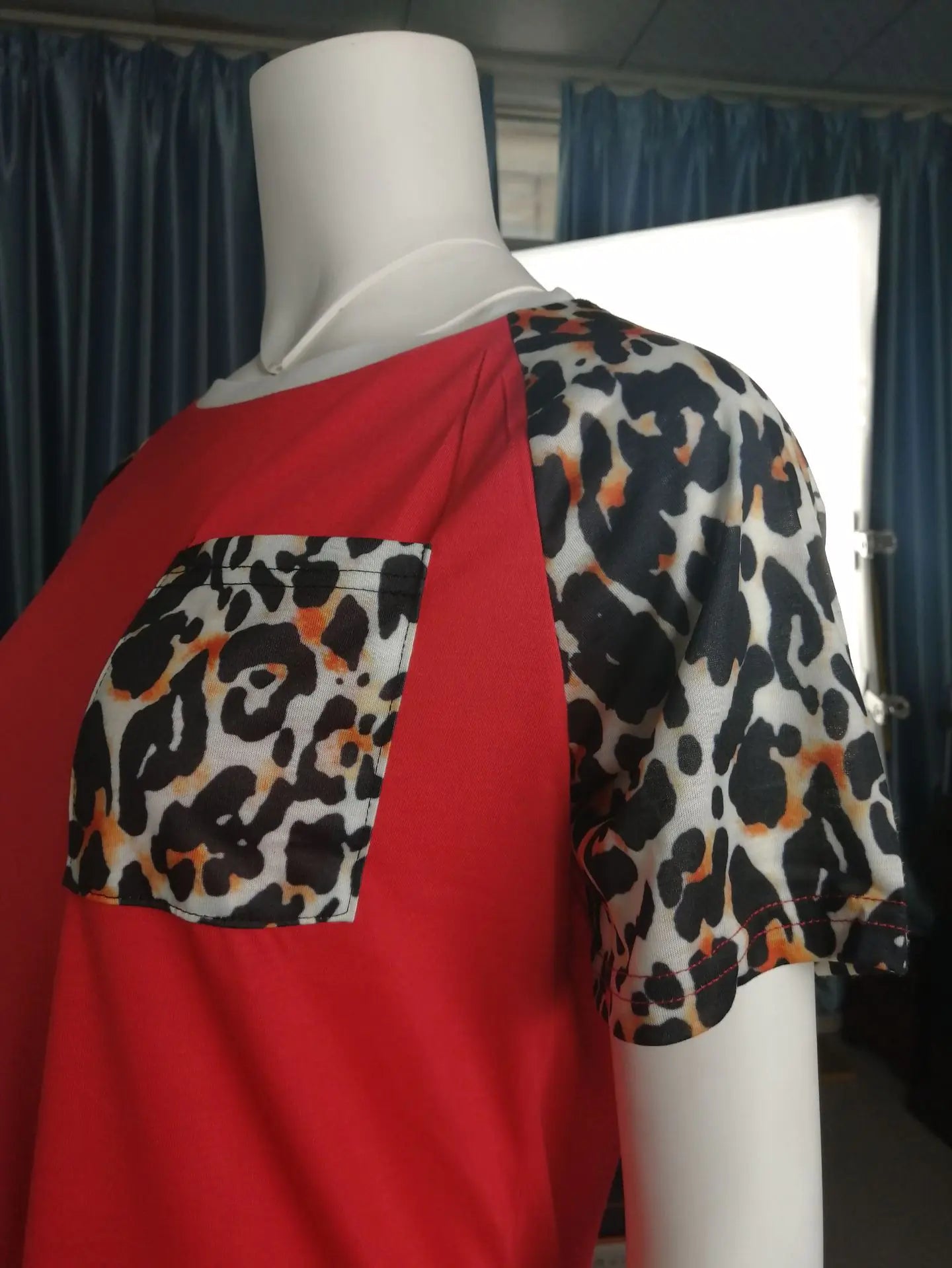 Spring/Summer 2020 Women's Leopard Print T-Shirt