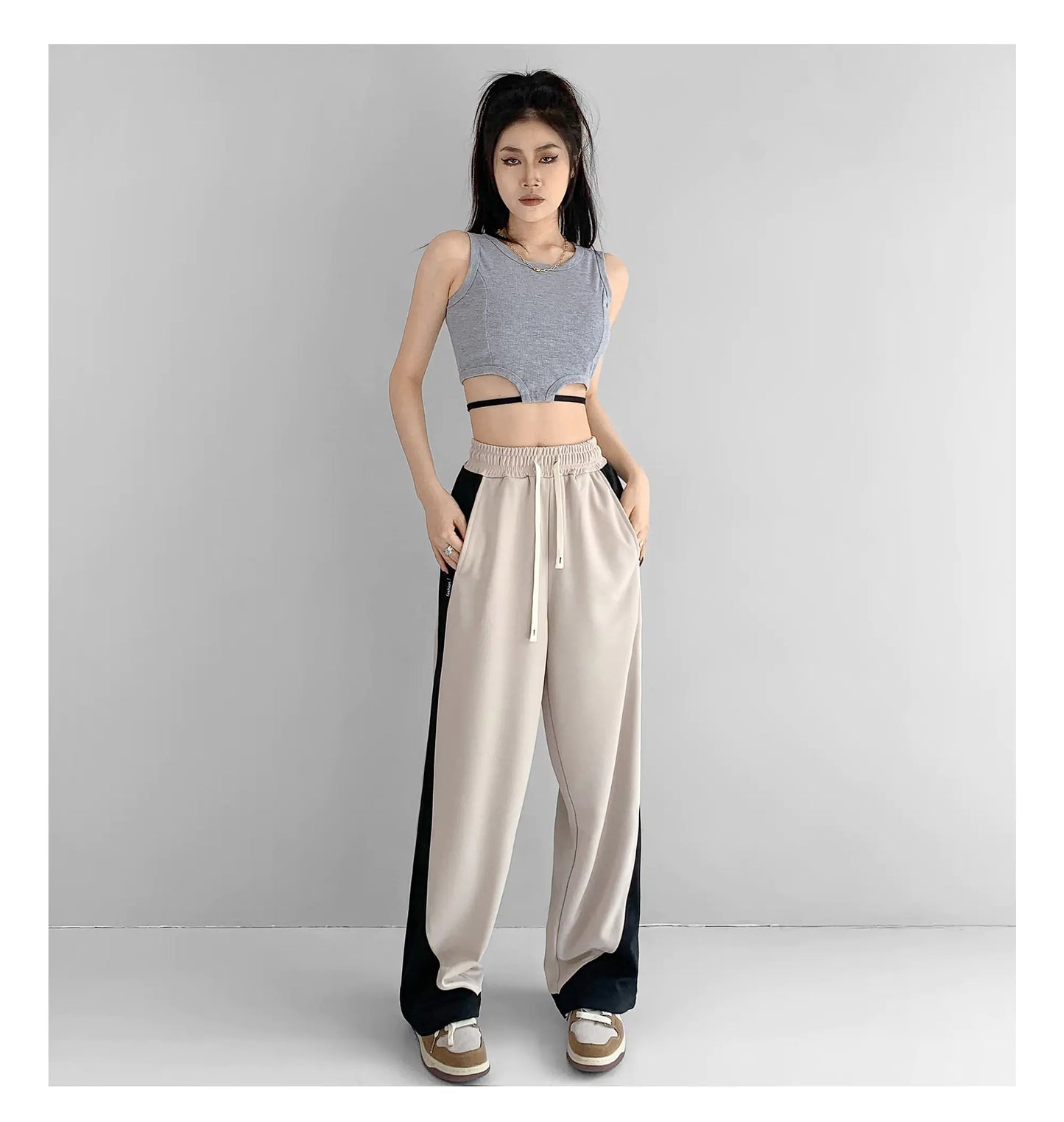 Fashionable Loose Fitting Sports Pants for Women